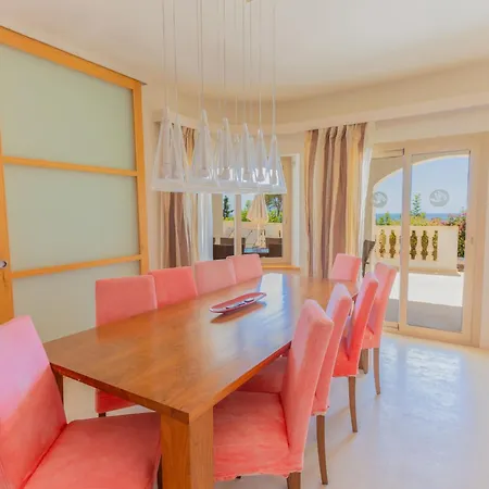 Maitreya By Interhome Вилла Сон-Боу