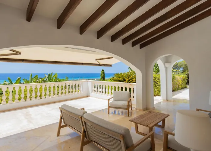 Maitreya By Interhome סון באו